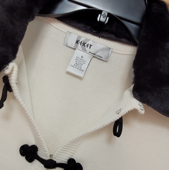 K I K I T size small with detachable collar NWT - Picture 6 of 12